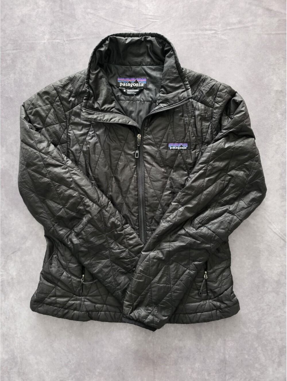 SKU0140 Patagonia Womens Small Nano Puff Quilted Insulated Jacket Black Full Zip